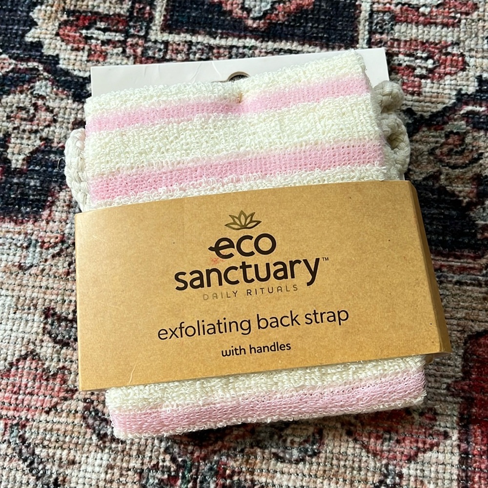 Exfoliating back strap